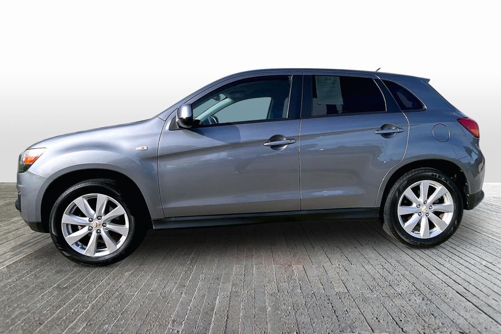 Used 2014 Mitsubishi Outlander Sport ES FWD image 4