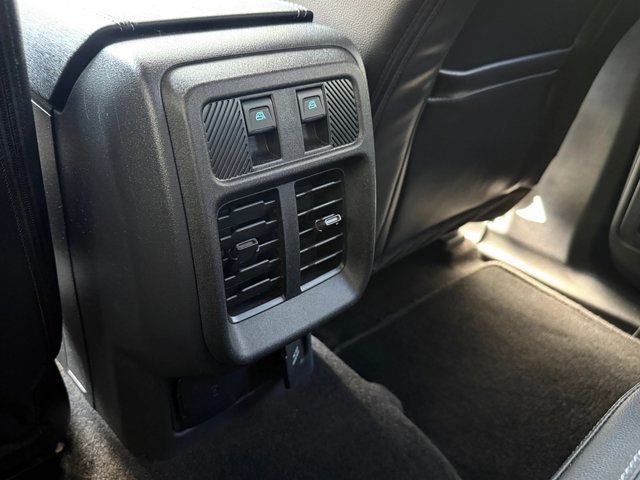 Used 2025 Ford Bronco Outer Banks AWD/4WD image 18