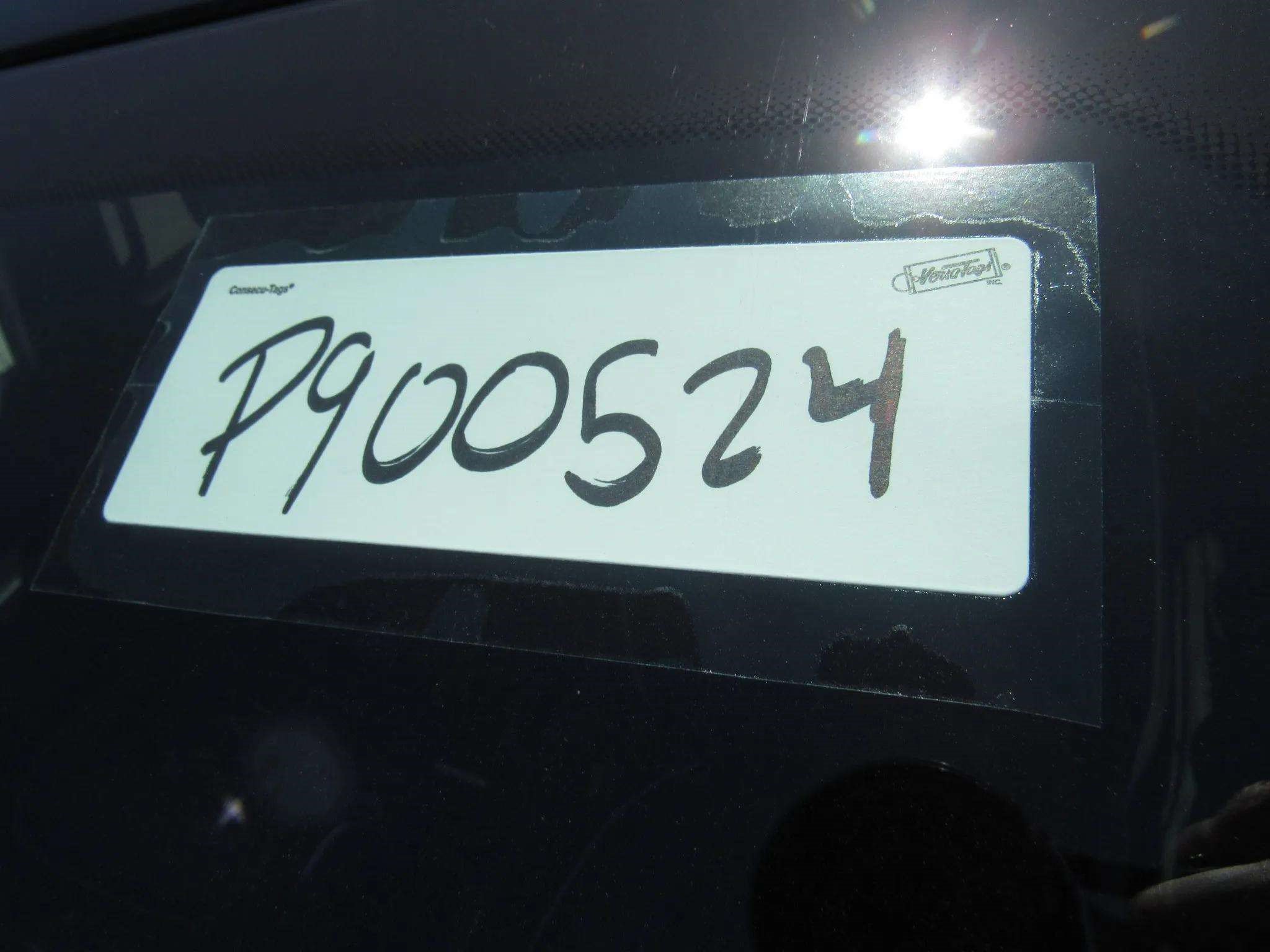Used 2025 Chrysler Pacifica Limited FWD image 31