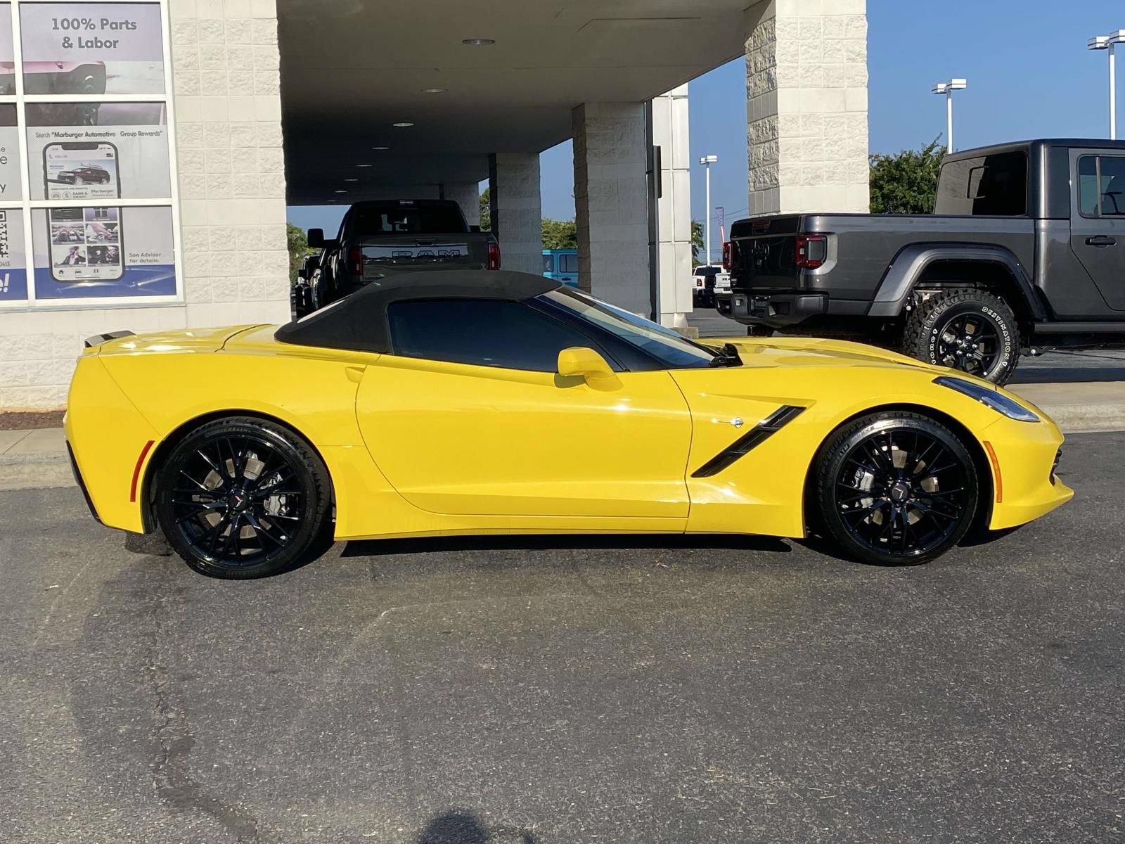 Used 2019 Chevrolet Corvette Stingray Convertible w/ 3LT Preferred Equipment Group RWD image 11