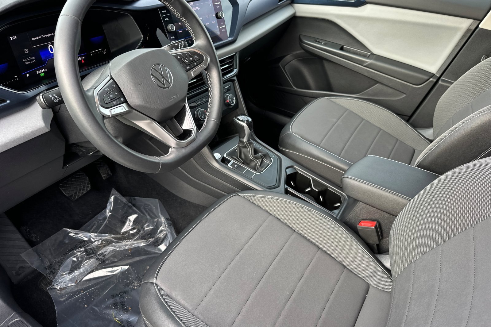 Used 2022 Volkswagen Taos SE image 9