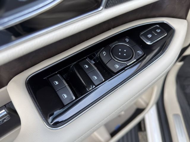 Used 2018 Lincoln Navigator Reserve w/ Technology Package image 24