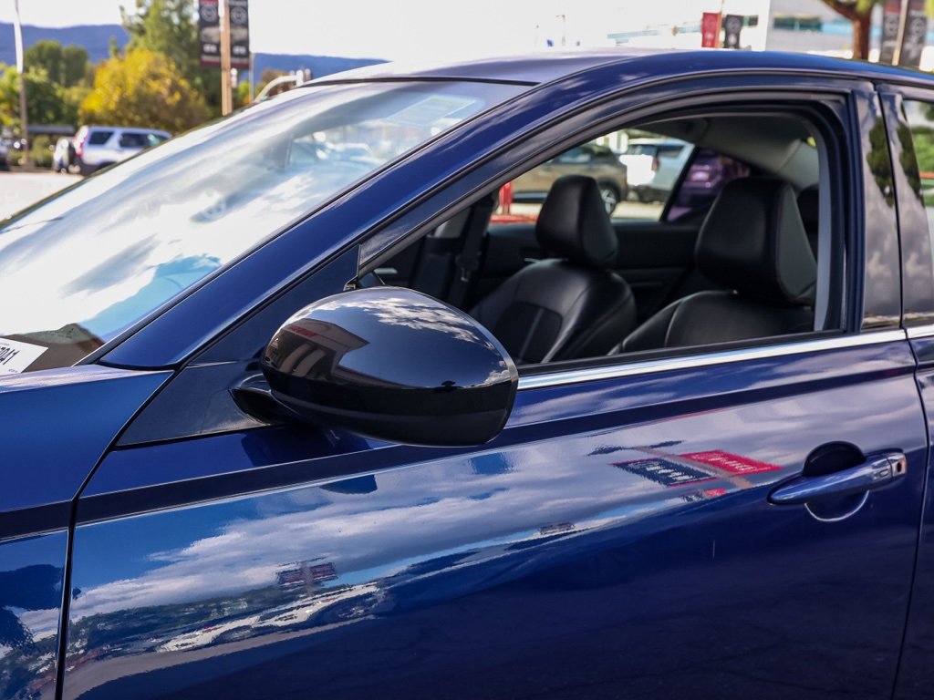 Used 2023 Nissan Altima 2.5 SR image 12