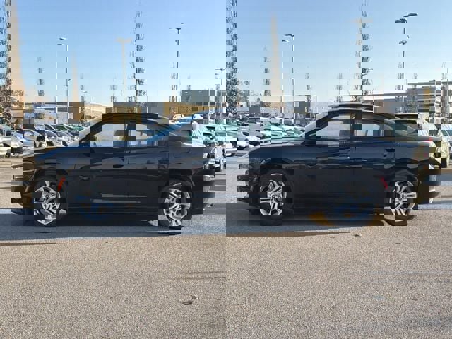 Used 2023 Dodge Charger SXT image 3