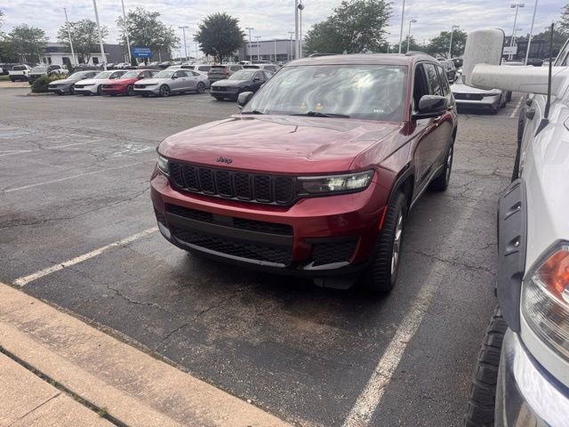 Used 2021 Jeep Grand Cherokee L Laredo AWD/4WD image 1