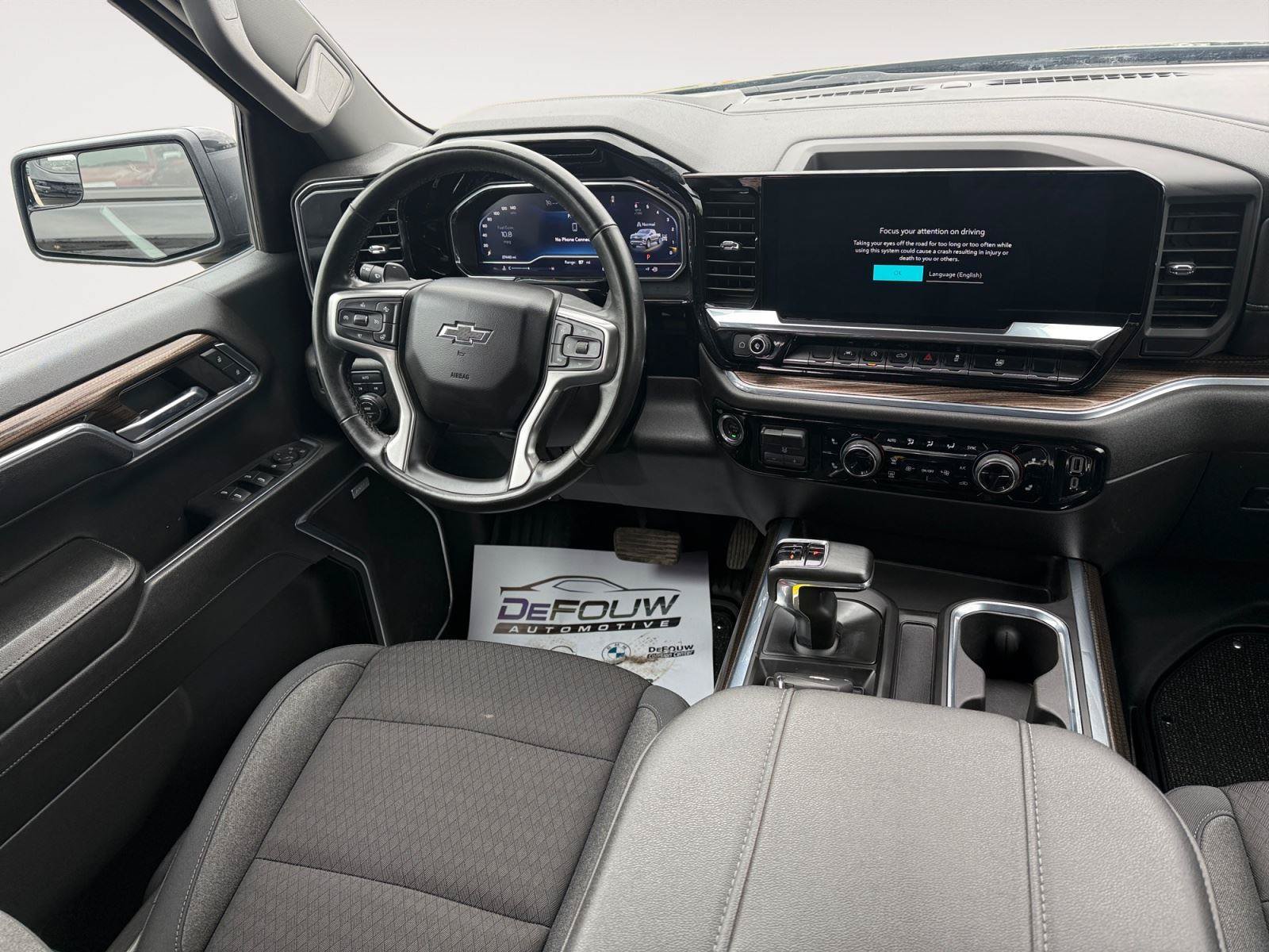 Used 2024 Chevrolet Silverado 1500 RST w/ Redline Edition AWD/4WD image 11