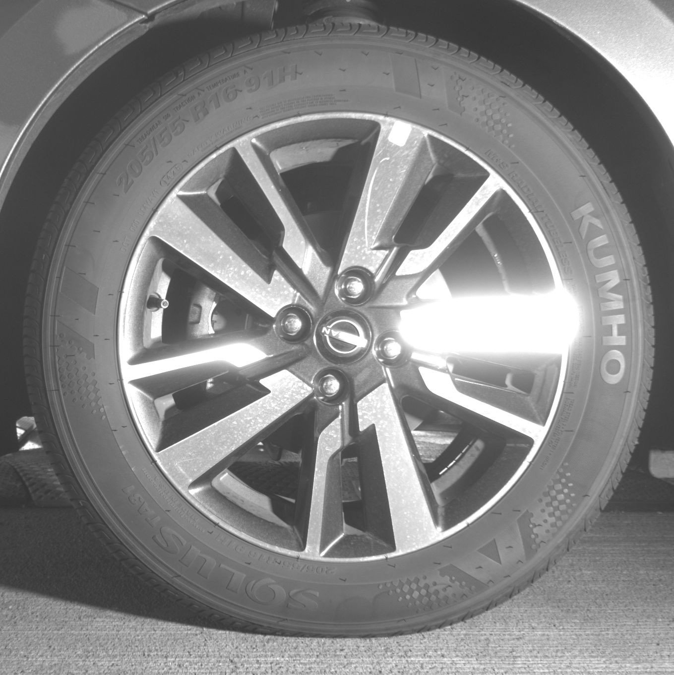 Used 2025 Nissan Versa SV image 12