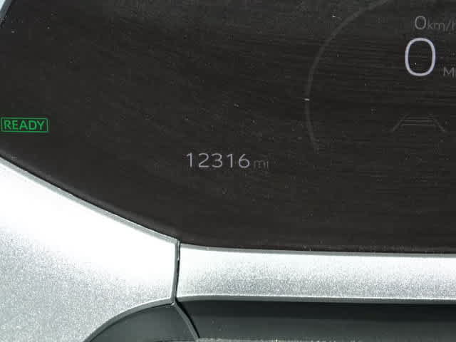 Used 2024 Toyota Prius FWD image 26