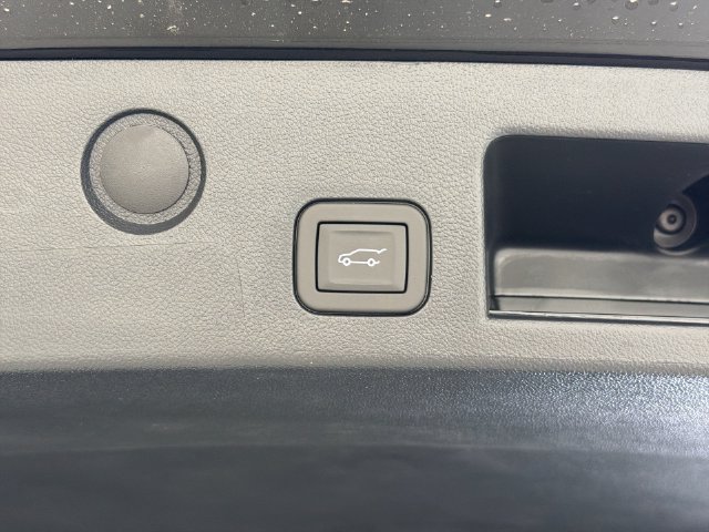 New 2027 Chevrolet Equinox RS w/ Safety and Technology Package FWD image 20