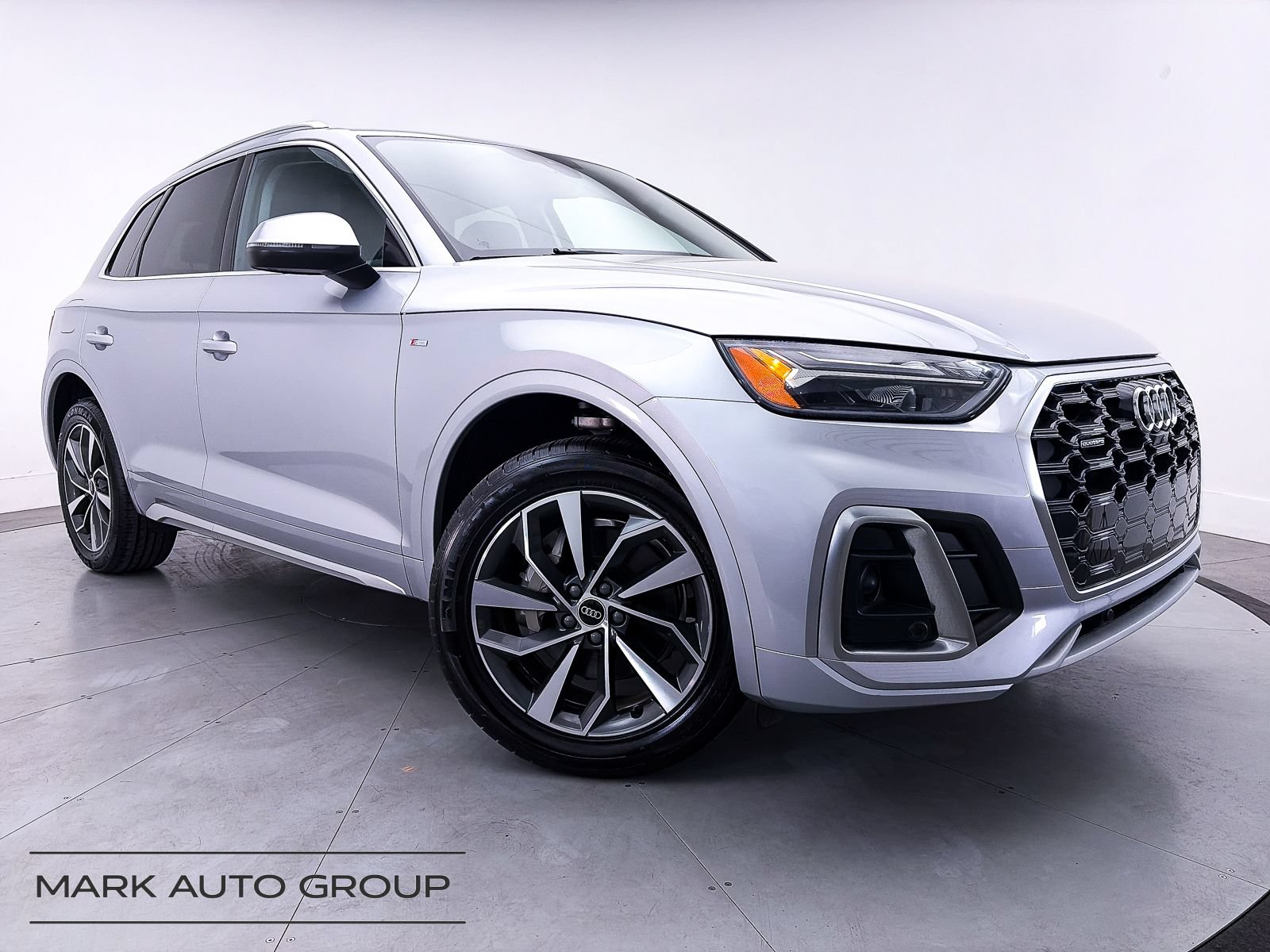 Used 2024 Audi Q5 2.0T Premium Plus AWD/4WD video 1