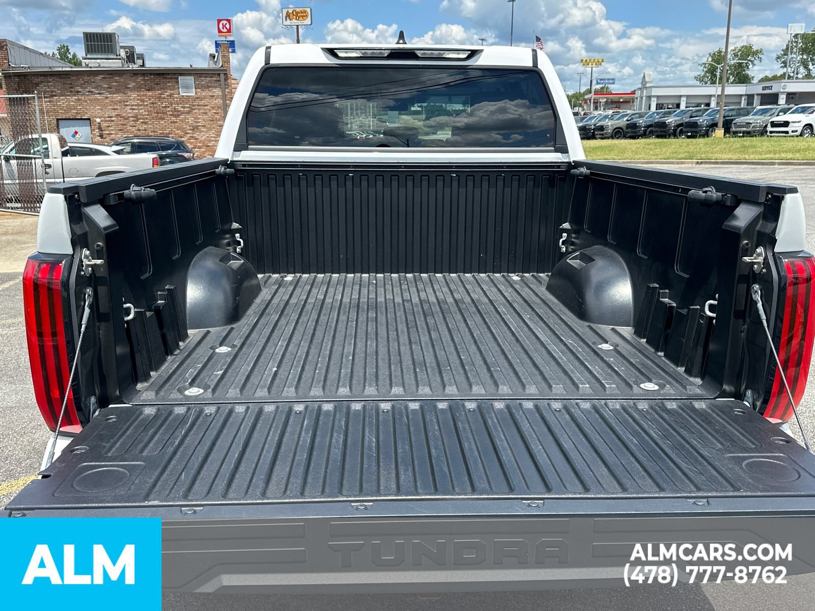 Used 2024 Toyota Tundra SR5 w/ SR5 Convenience Package RWD image 21