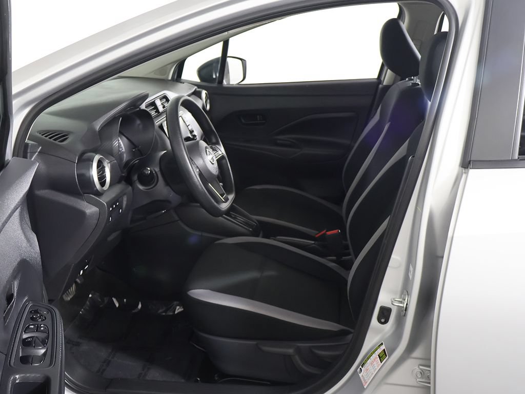Used 2025 Nissan Versa S FWD image 21