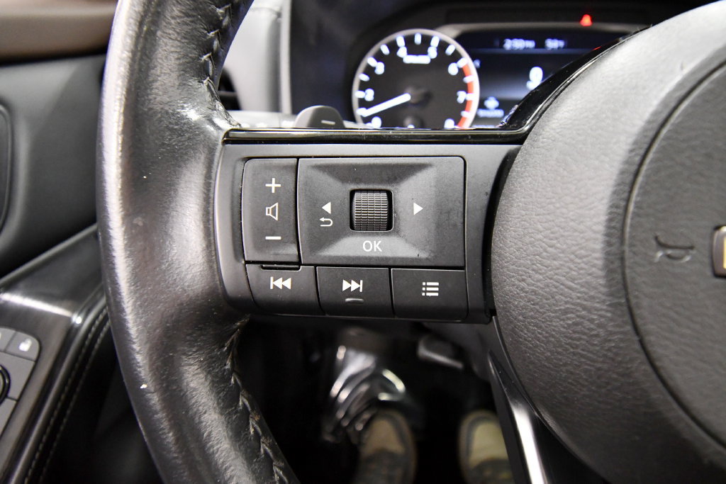 Used 2023 Nissan Rogue SV w/ SV Premium B Package AWD/4WD image 21