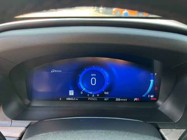 Certified 2023 Ford Explorer Platinum w/ Technology Package AWD/4WD image 14