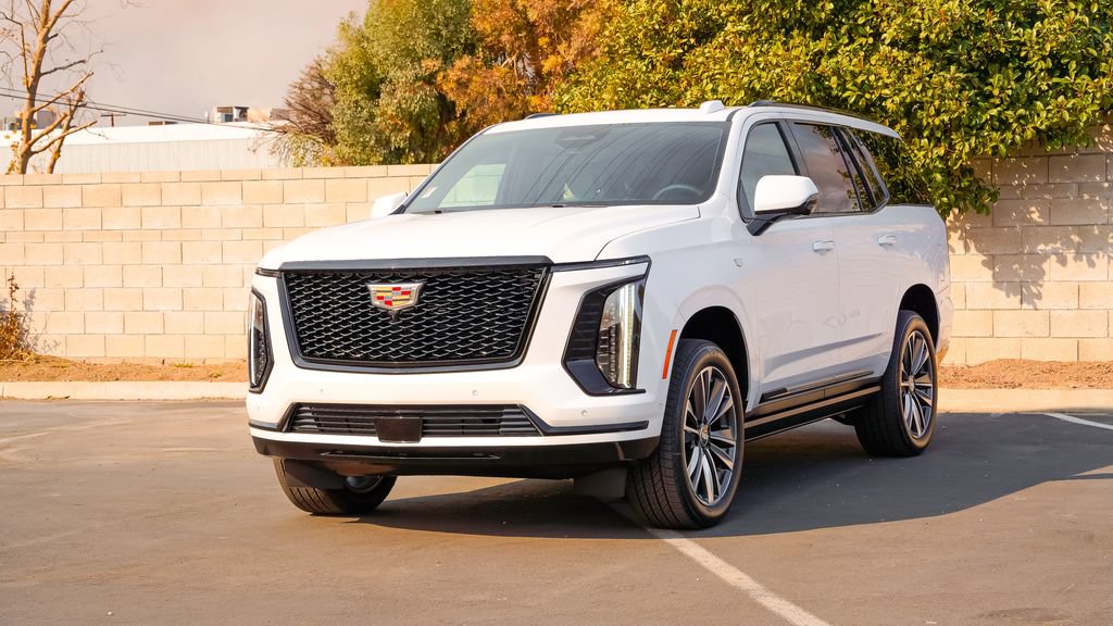 New 2026 Cadillac Escalade Sport AWD/4WD image 2