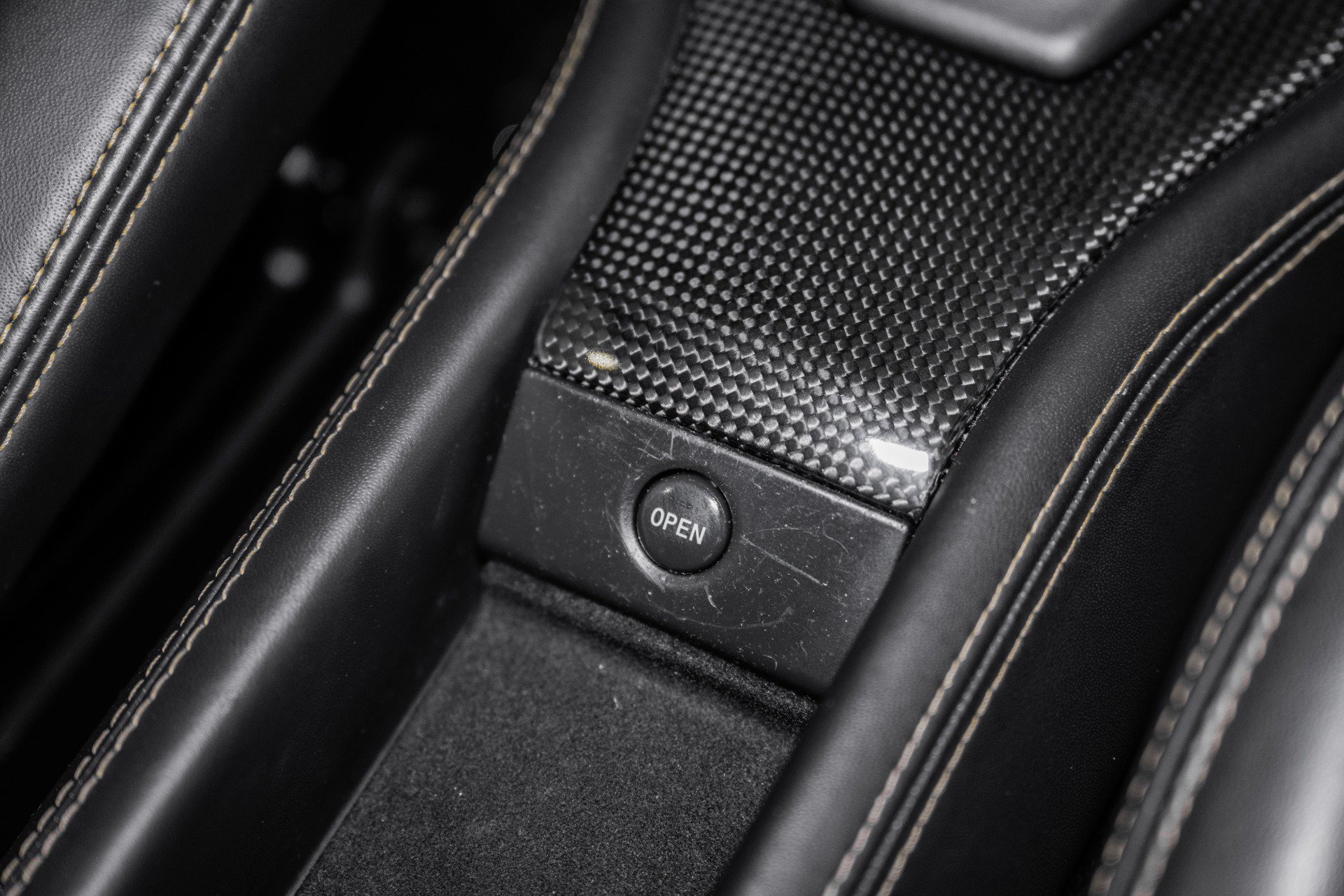 Used 2011 Ferrari 458 Italia Coupe RWD image 42