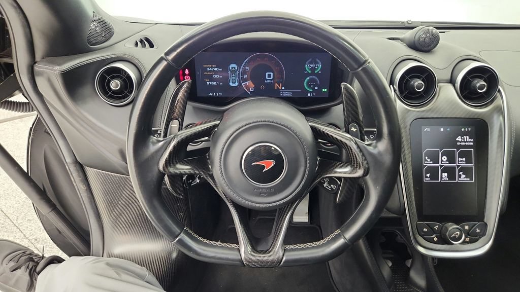 Used 2017 McLaren 570S RWD image 35