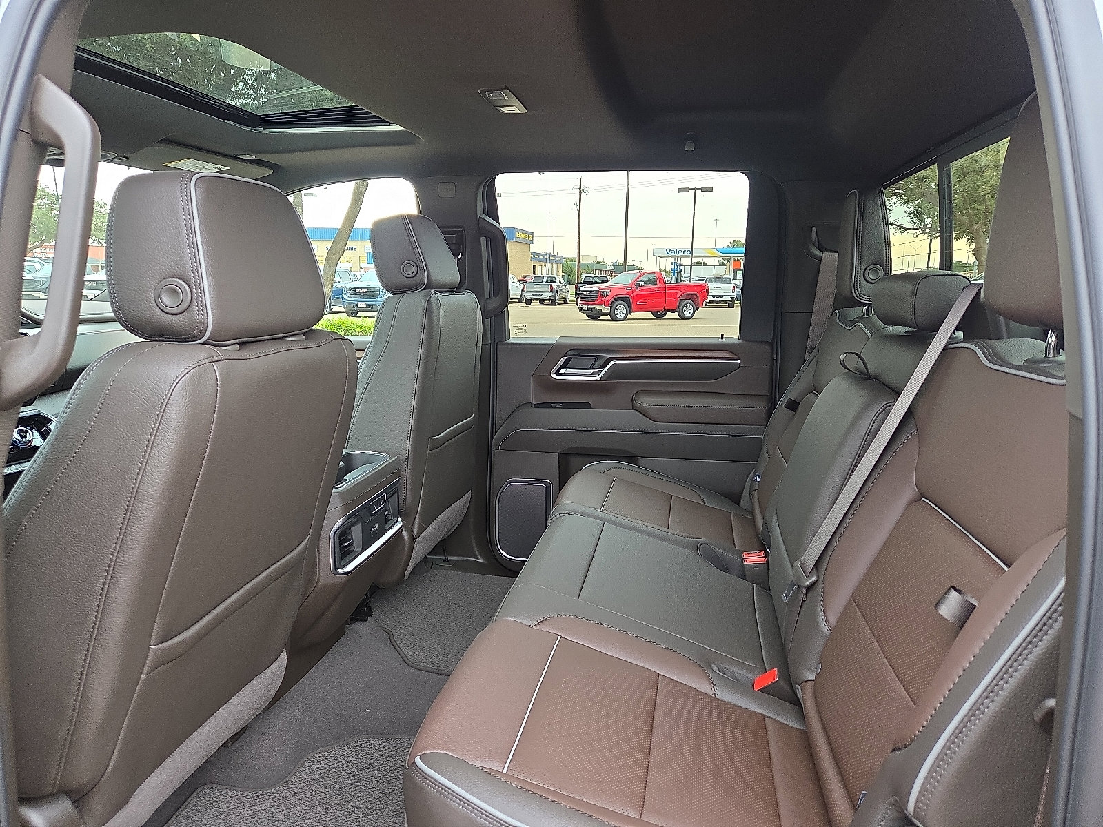 New 2026 GMC Sierra 2500 Denali w/ Denali Reserve Package image 9