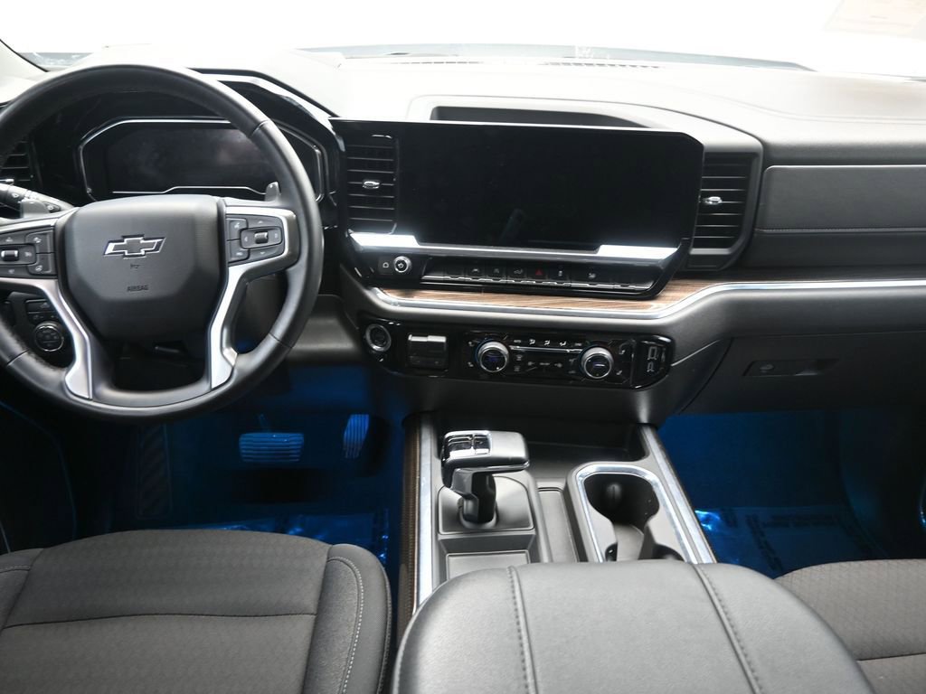 Used 2024 Chevrolet Silverado 1500 RST image 12