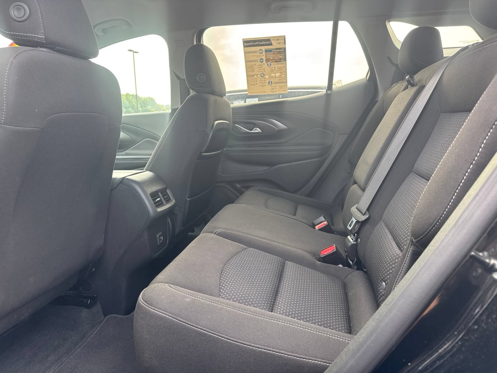 Used 2024 GMC Terrain SLE AWD/4WD image 13