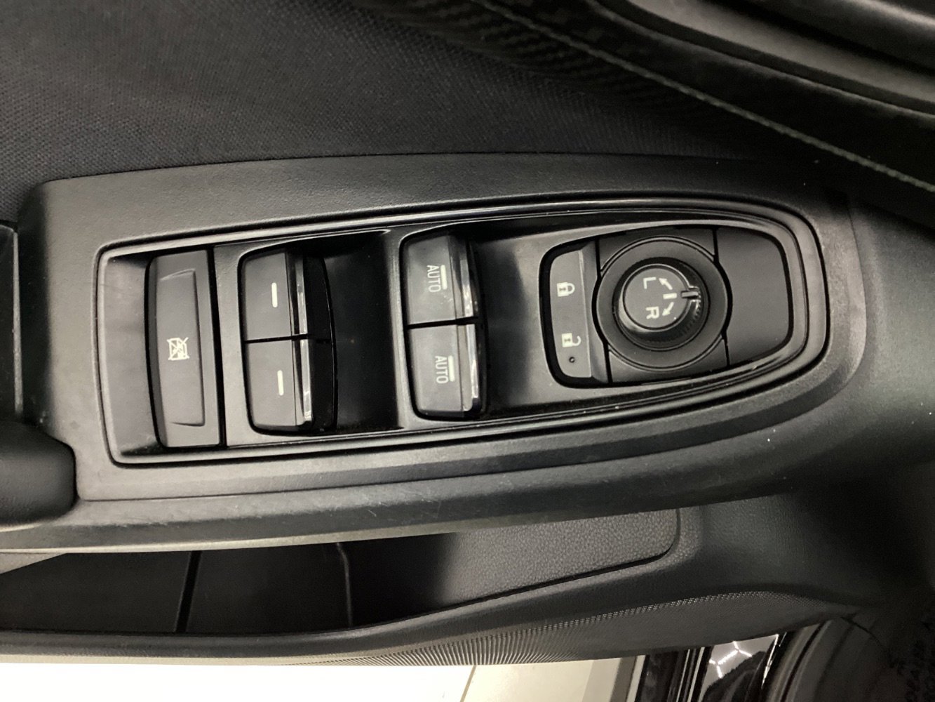 Used 2019 Subaru Crosstrek 2.0i Premium image 37