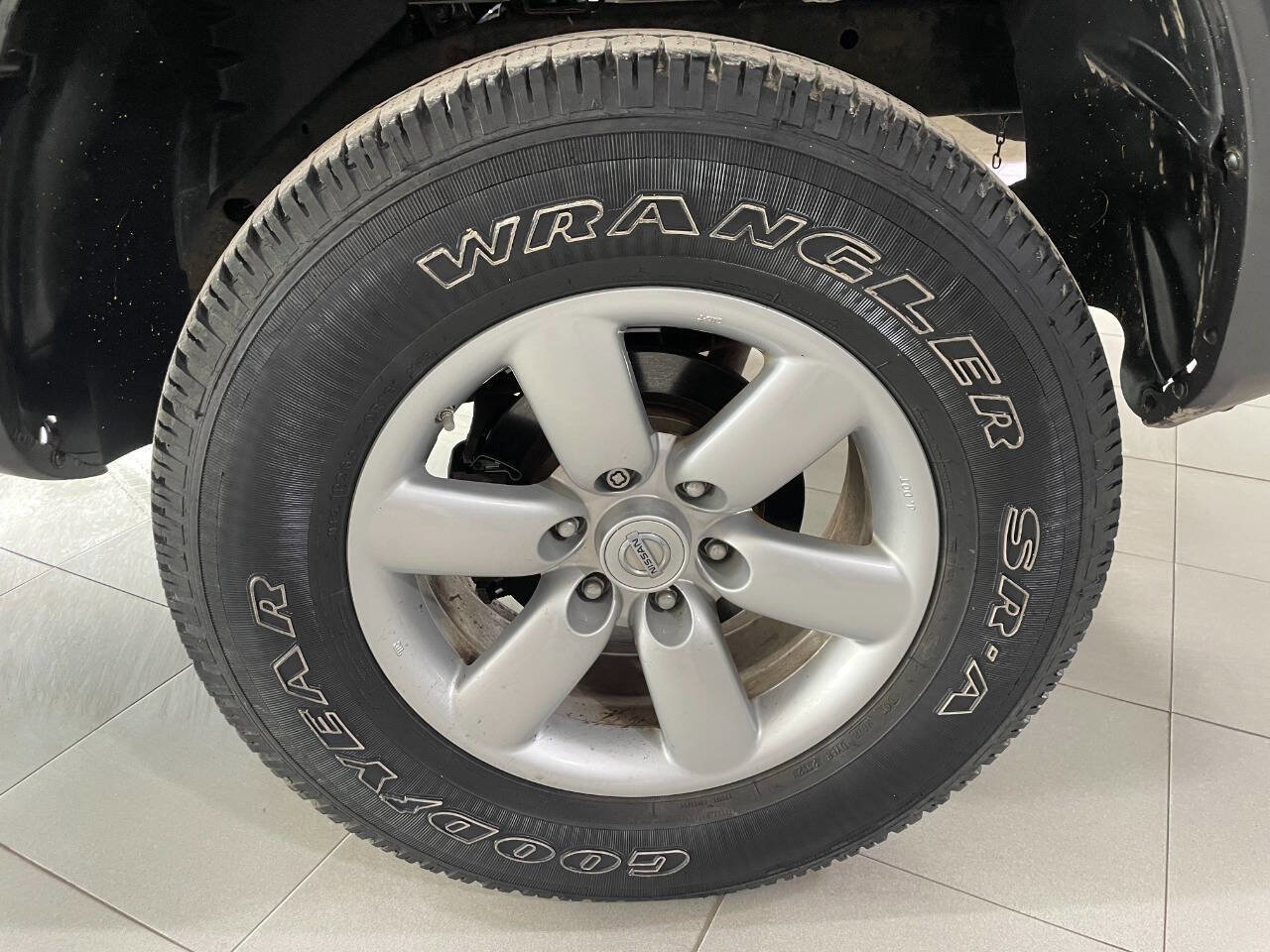 Used 2012 Nissan Titan SV image 12