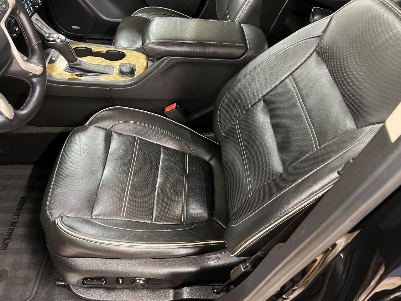 Used 2019 GMC Acadia Denali w/ Technology Package image 20