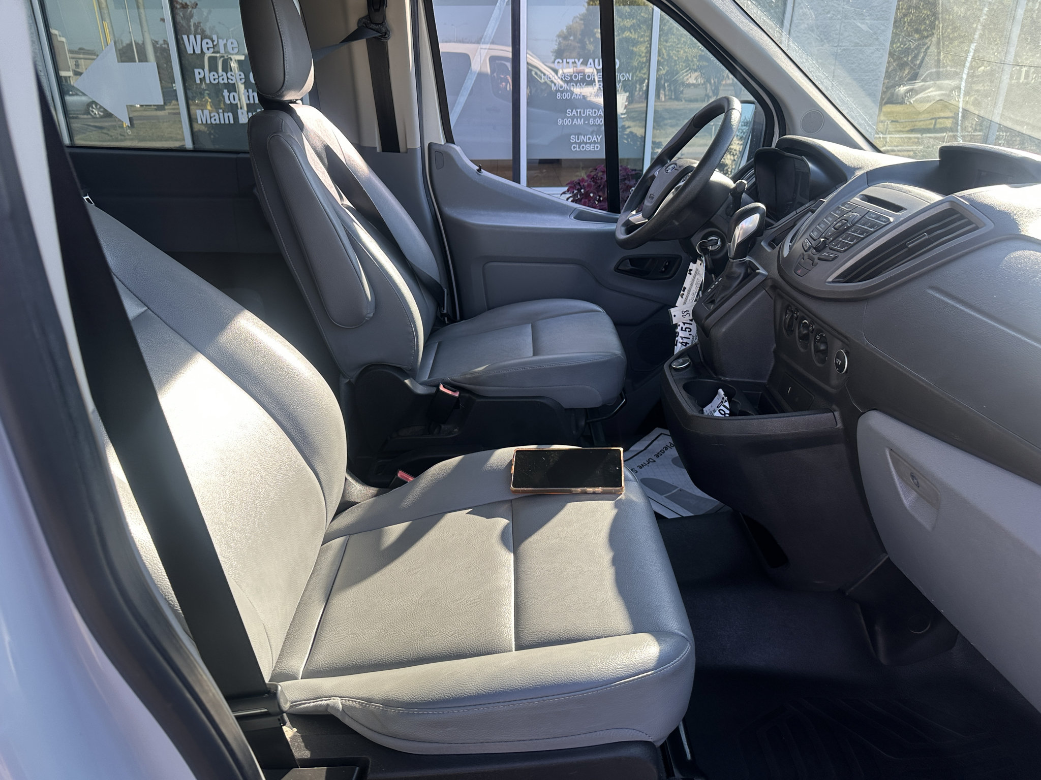 Used 2018 Ford Transit 350 XL RWD image 10