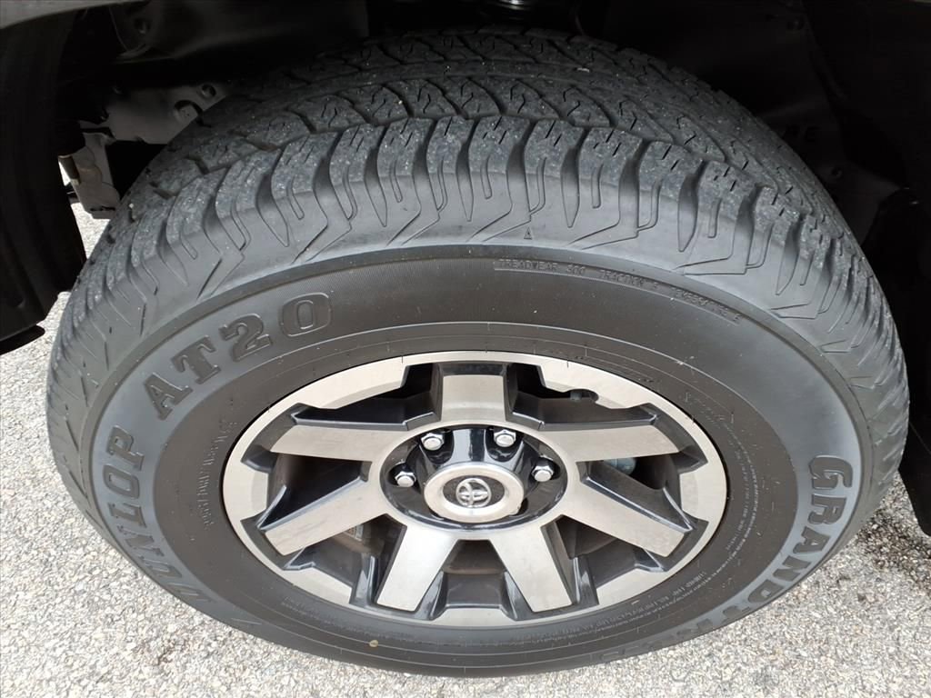 Used 2024 Toyota 4Runner TRD Off-Road image 10