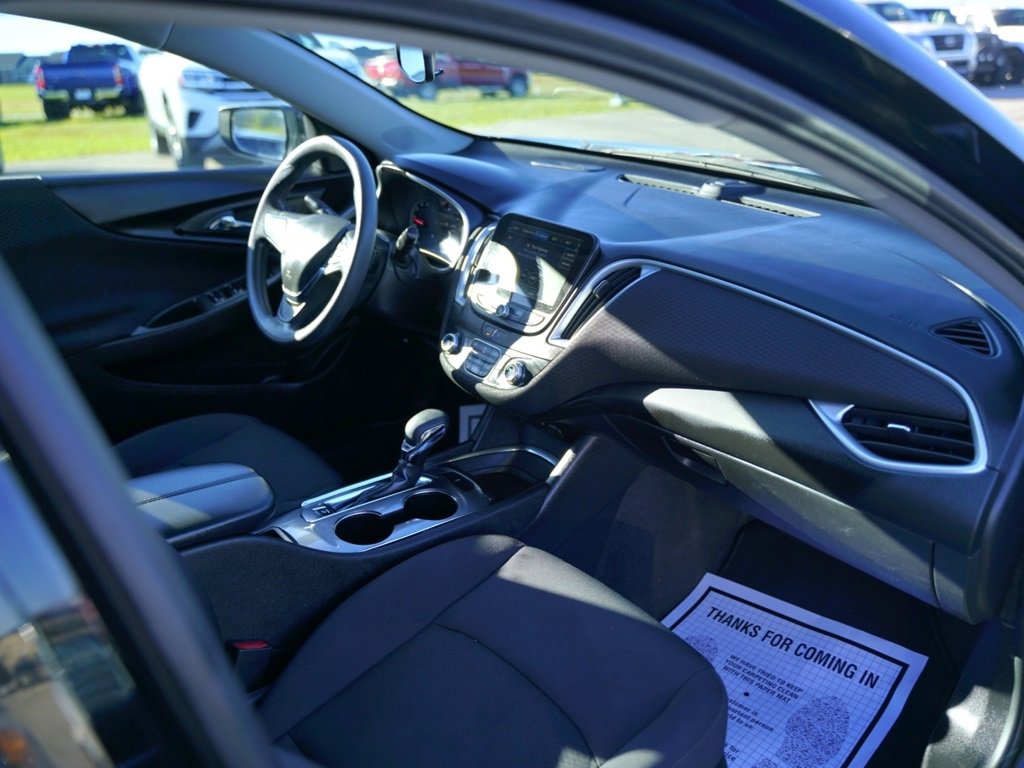 Used 2023 Chevrolet Malibu LT image 20