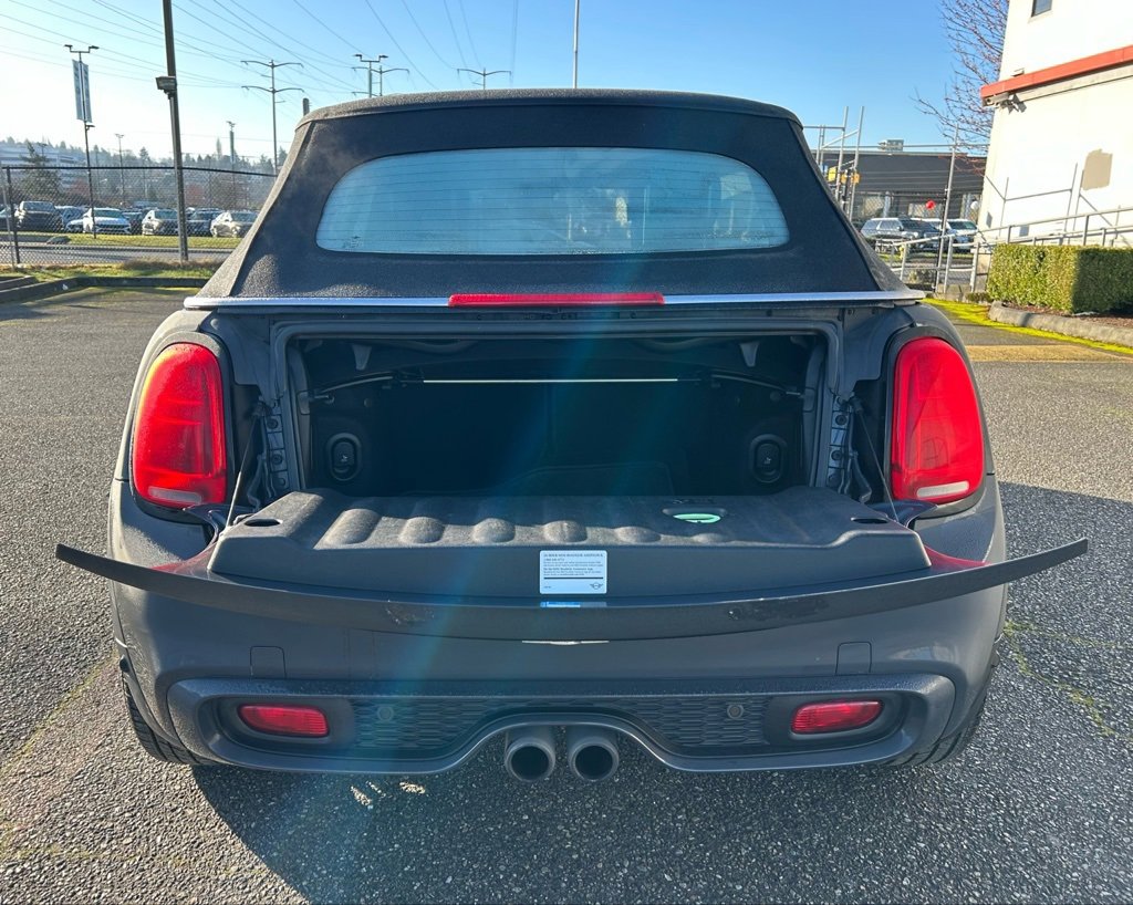 Used 2019 MINI Cooper S w/ Premium Package image 24