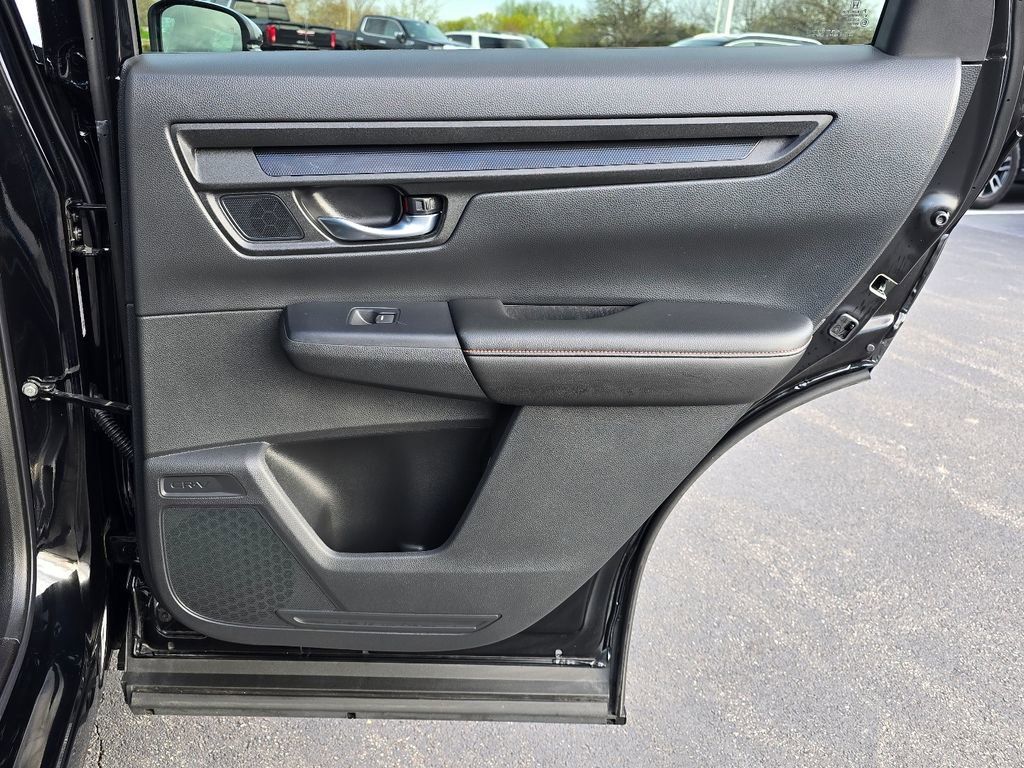 Used 2026 Honda CR-V Sport-L image 32
