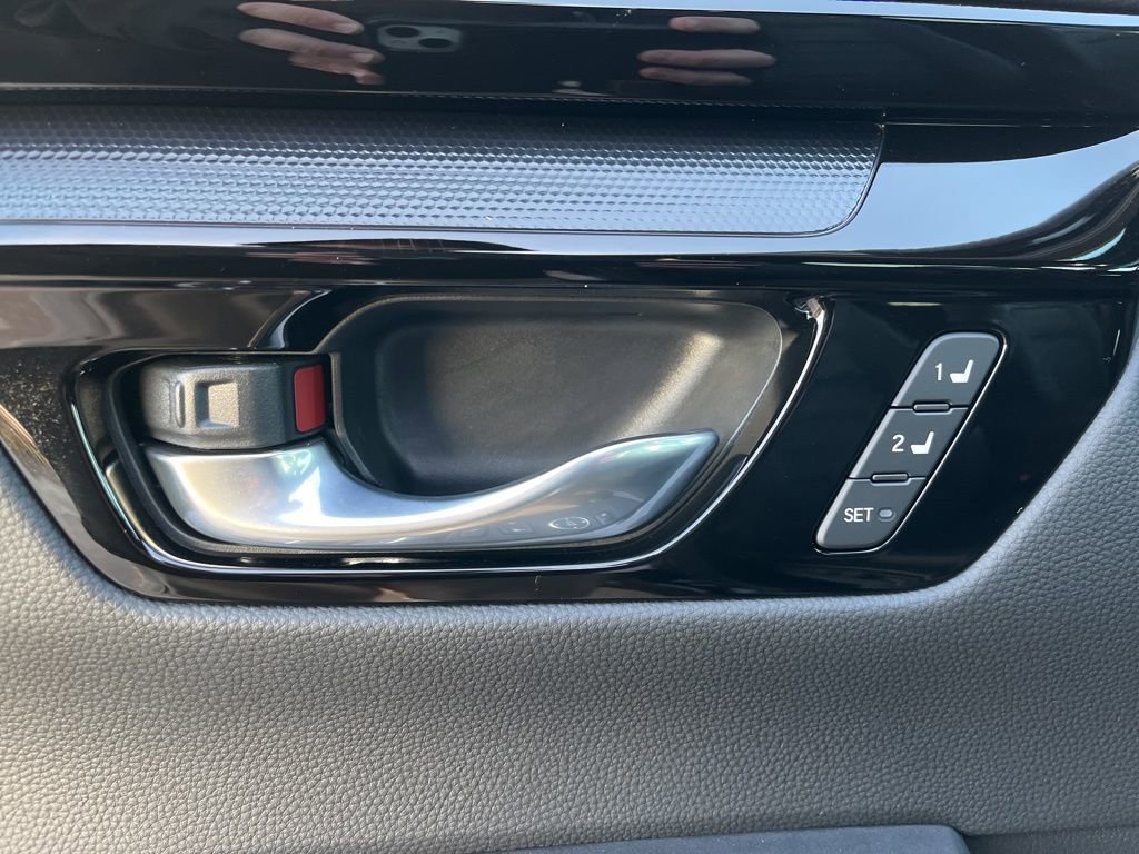 Used 2026 Honda CR-V Sport Touring image 13