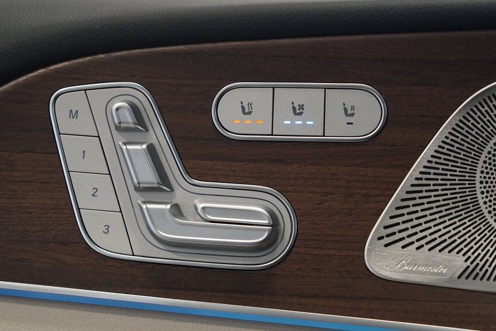 New 2026 Mercedes-Benz GLS 450 4MATIC image 31