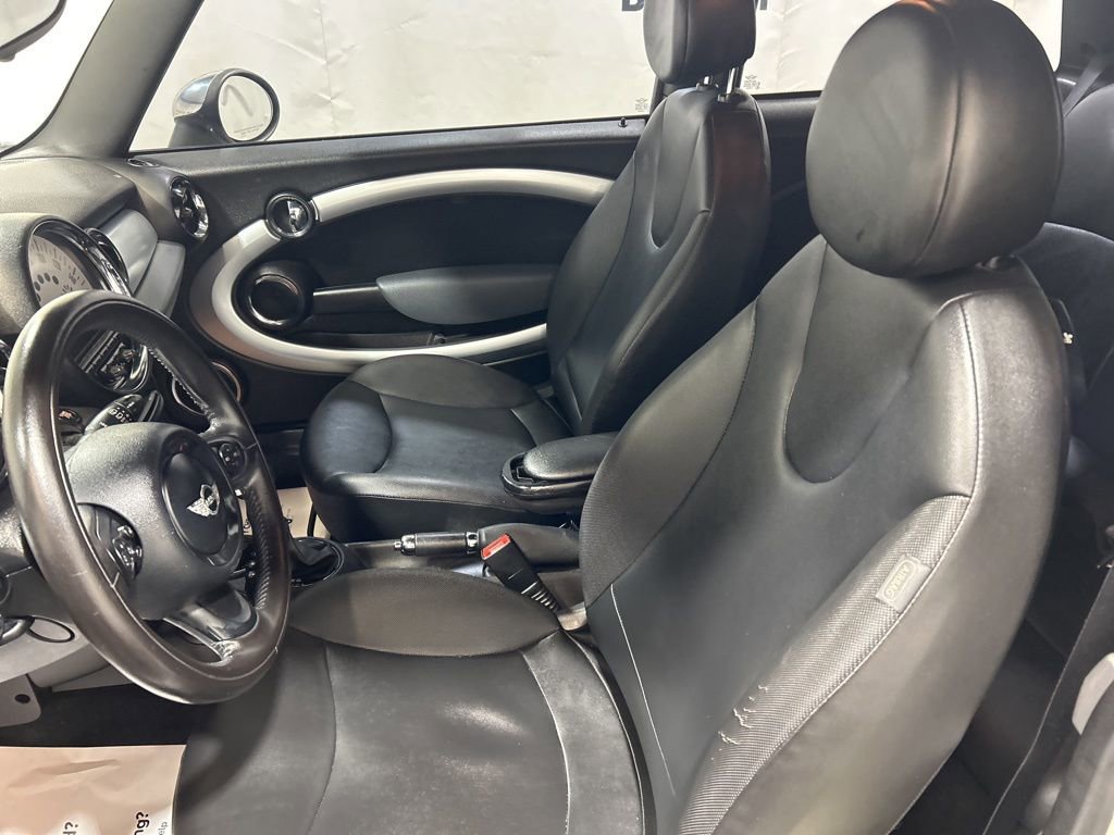 Used 2011 MINI Cooper Hardtop image 19