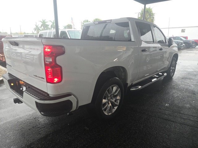 Used 2025 Chevrolet Silverado 1500 Custom RWD image 4