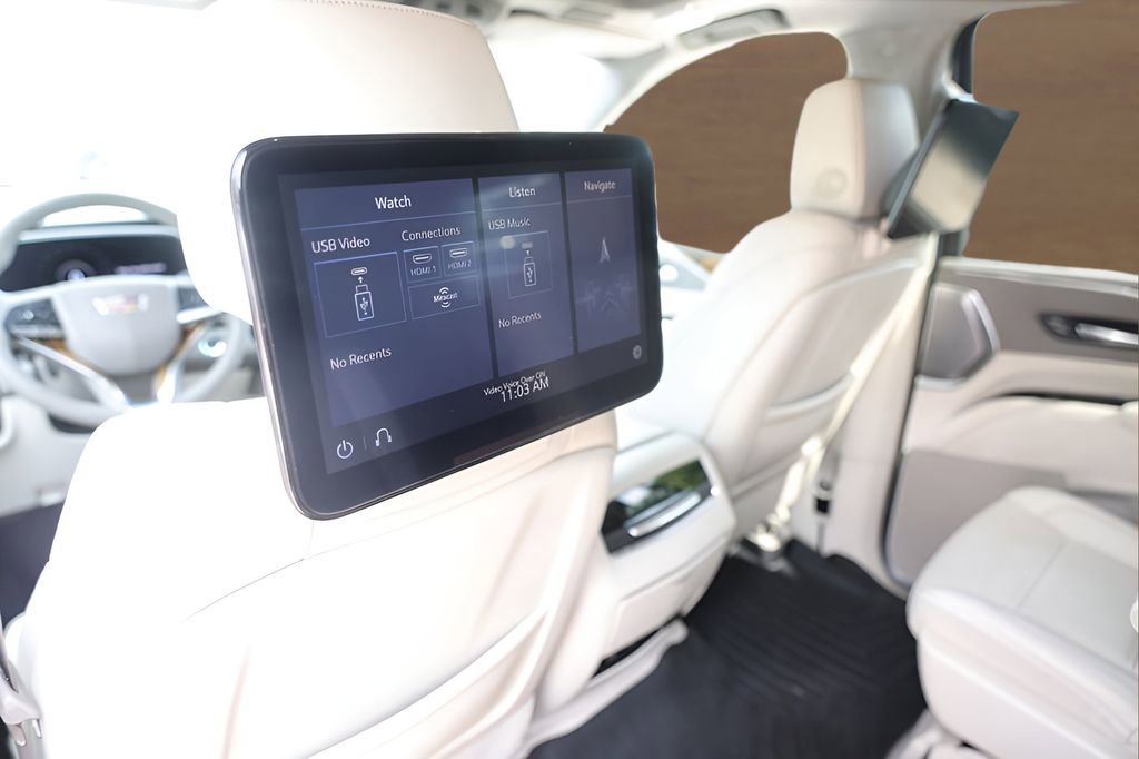 Used 2021 Cadillac Escalade Sport Platinum image 29