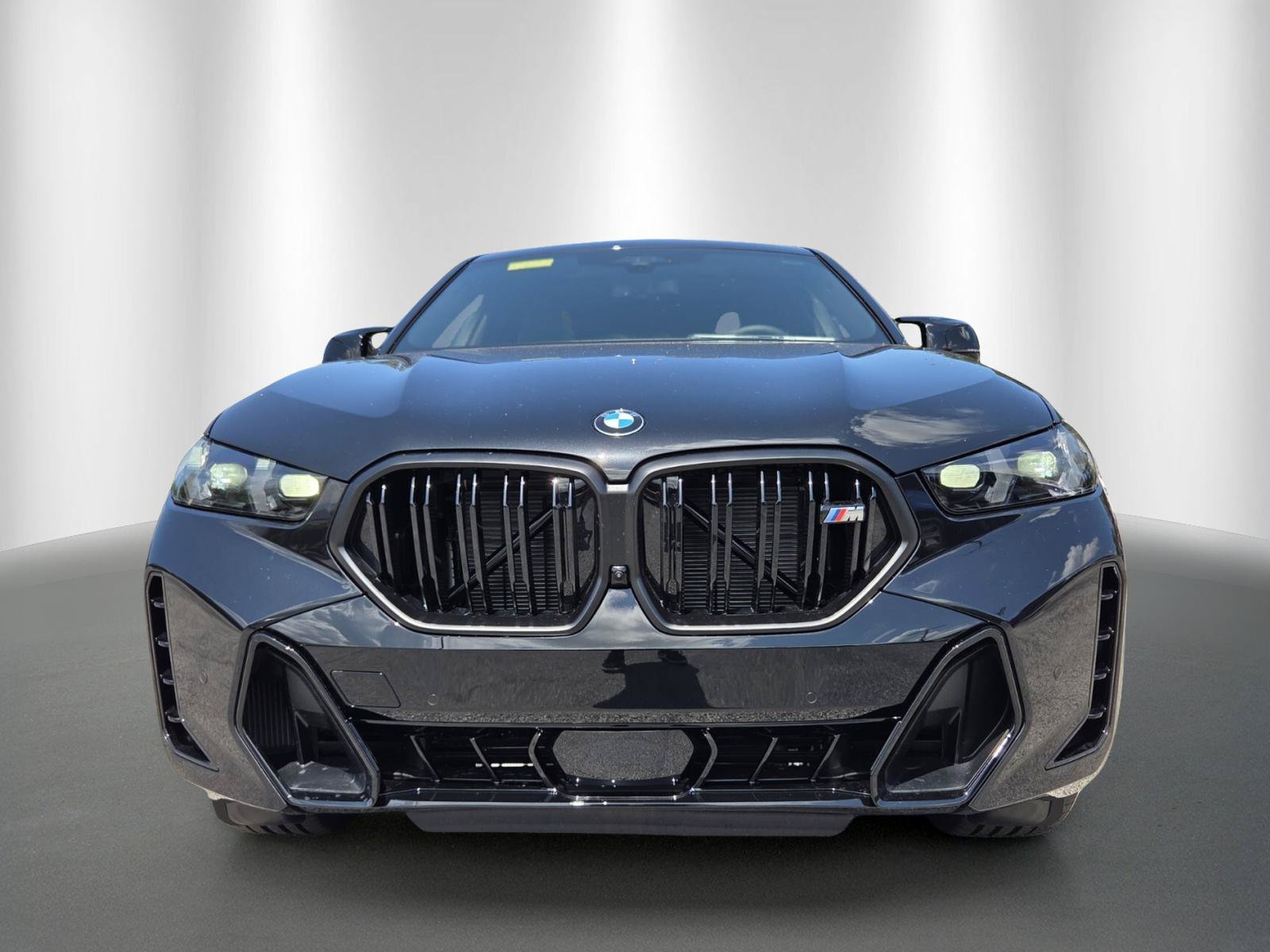 New 2027 BMW X6 M60i AWD/4WD image 2