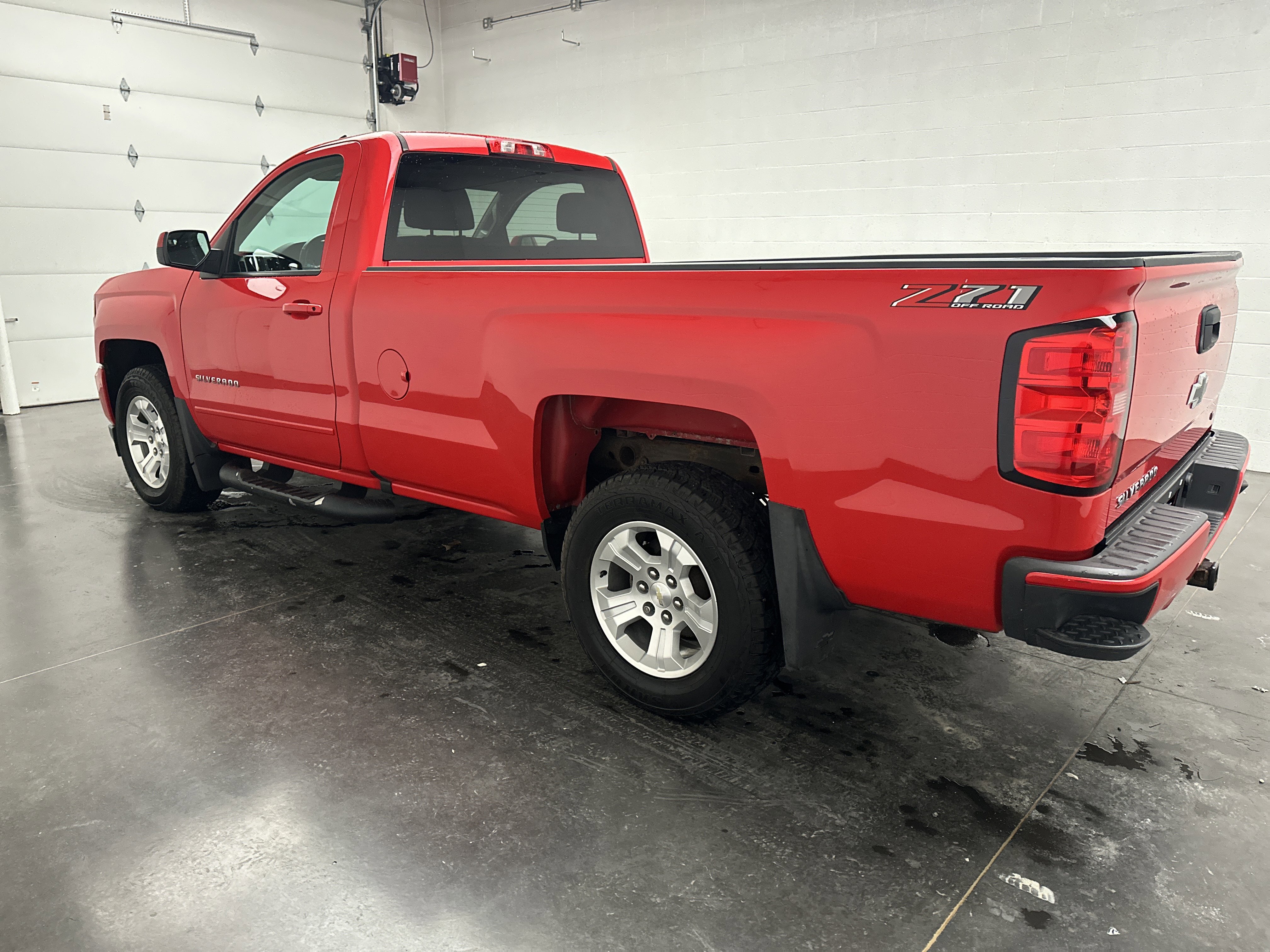 Used 2018 Chevrolet Silverado 1500 LT image 5