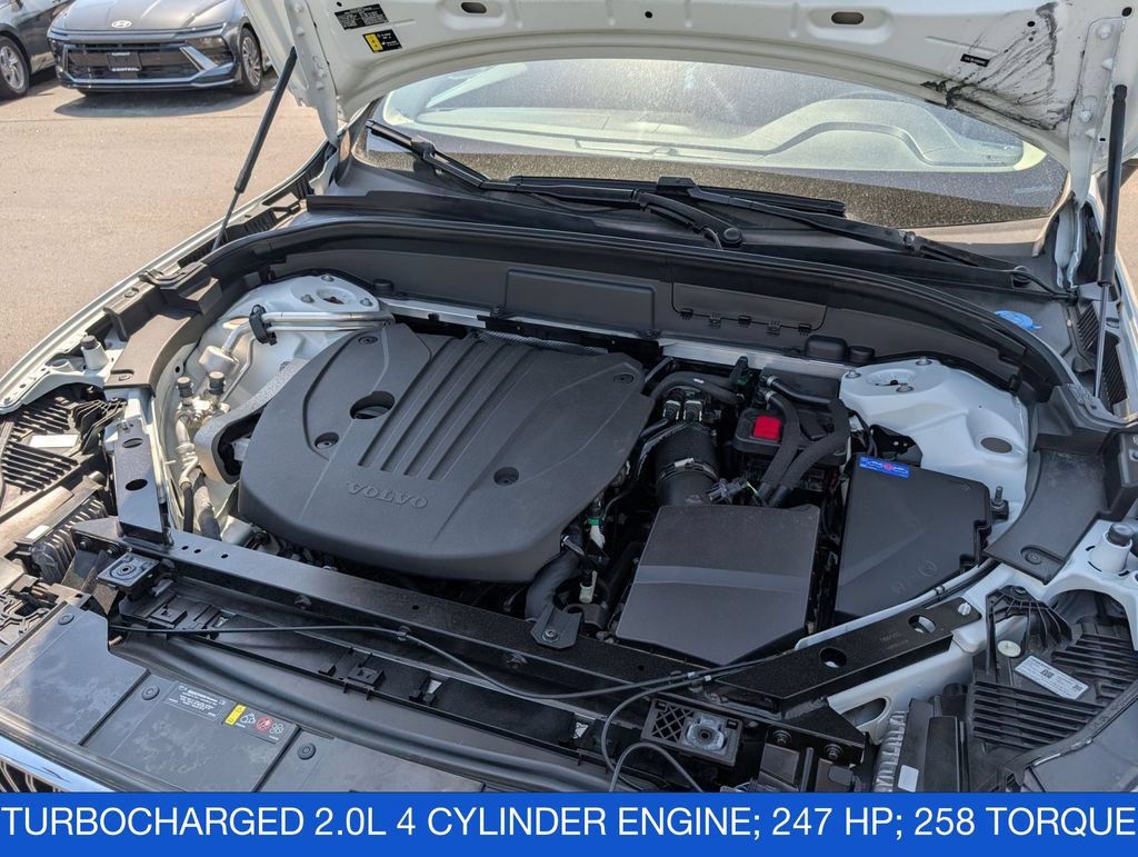 Used 2022 Volvo XC60 B5 Inscription w/ Climate Package AWD/4WD image 35