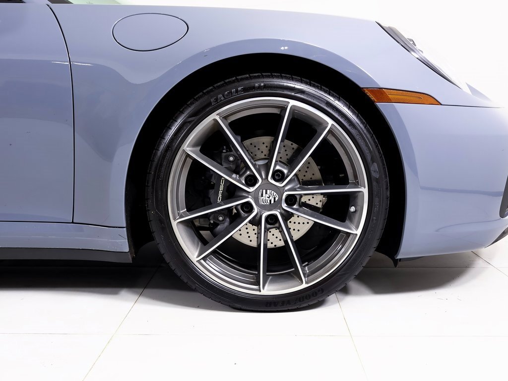 Certified 2024 Porsche 911 Carrera image 23