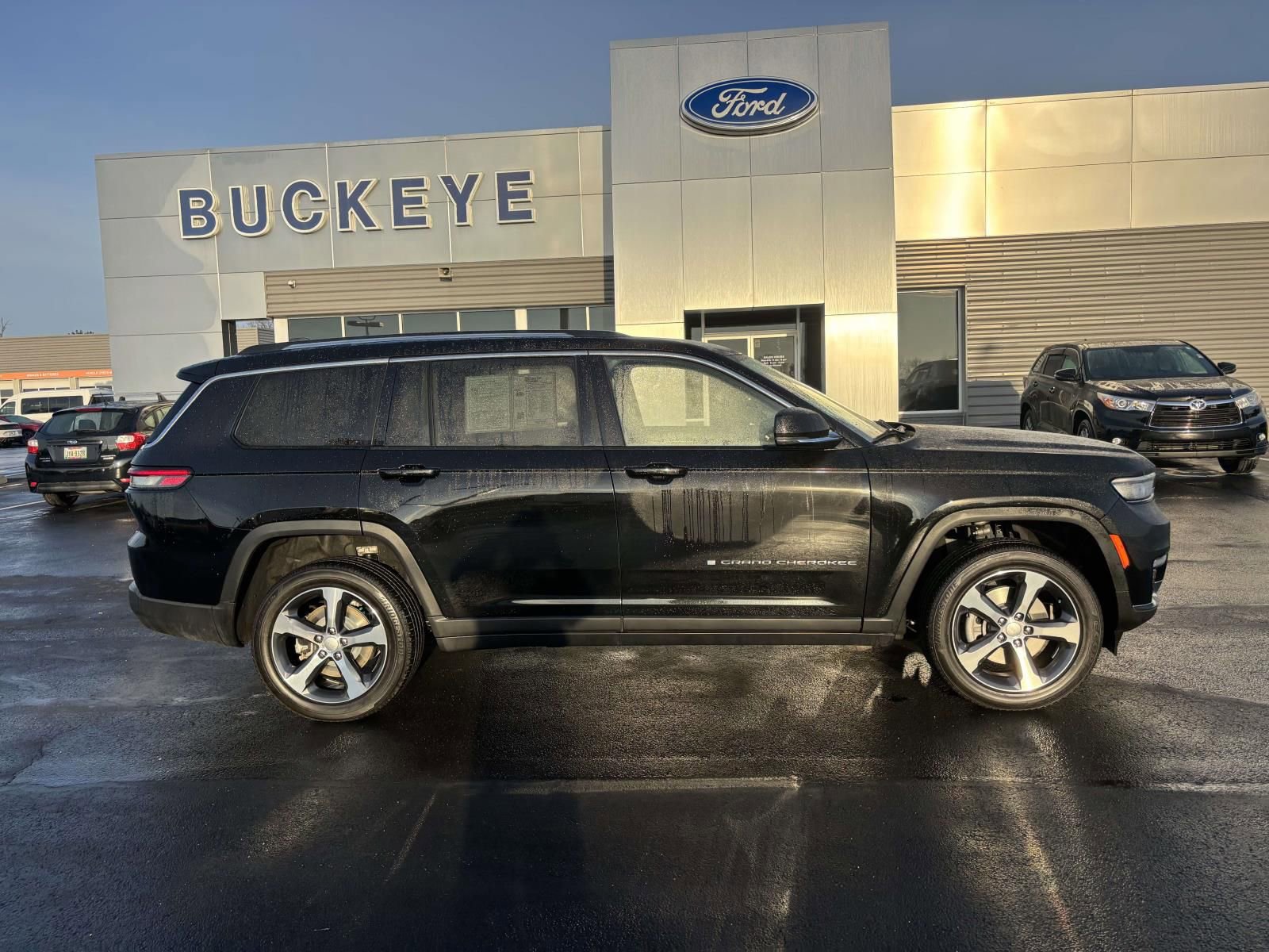 Used 2023 Jeep Grand Cherokee L Limited image 10