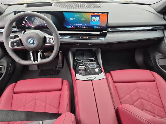New 2027 BMW i5 eDrive40 w/ M Sport Package RWD image 14