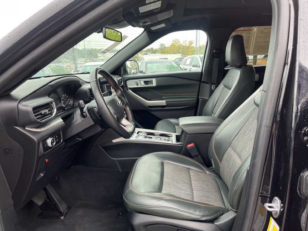 Used 2022 Ford Explorer Timberline w/ Timberline Technology Package AWD/4WD image 26