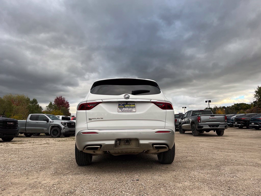 Used 2022 Buick Enclave Essence w/ Trailering Package, 5000 lbs. AWD/4WD image 9