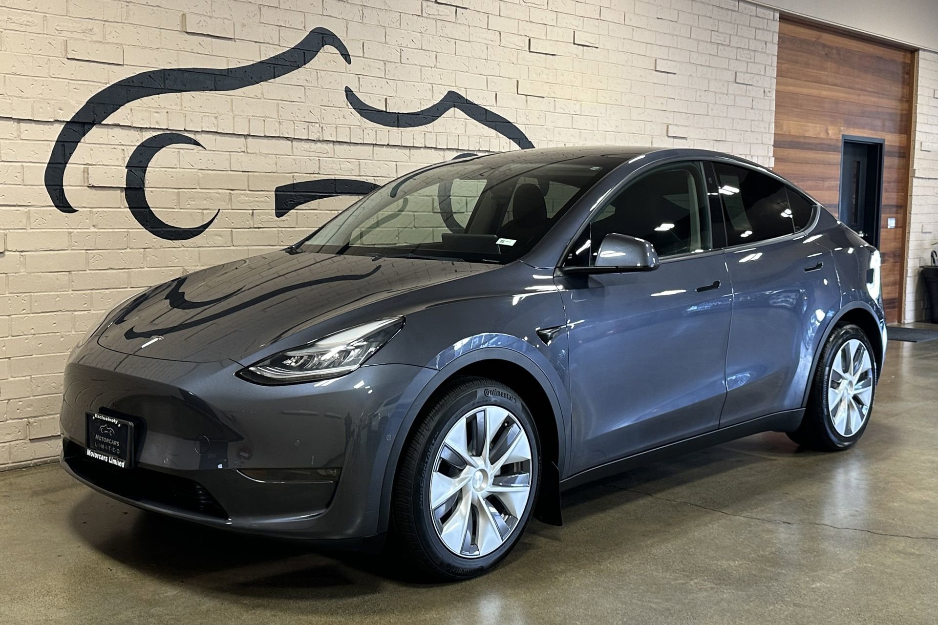 Used 2021 Tesla Model Y Long Range image 8