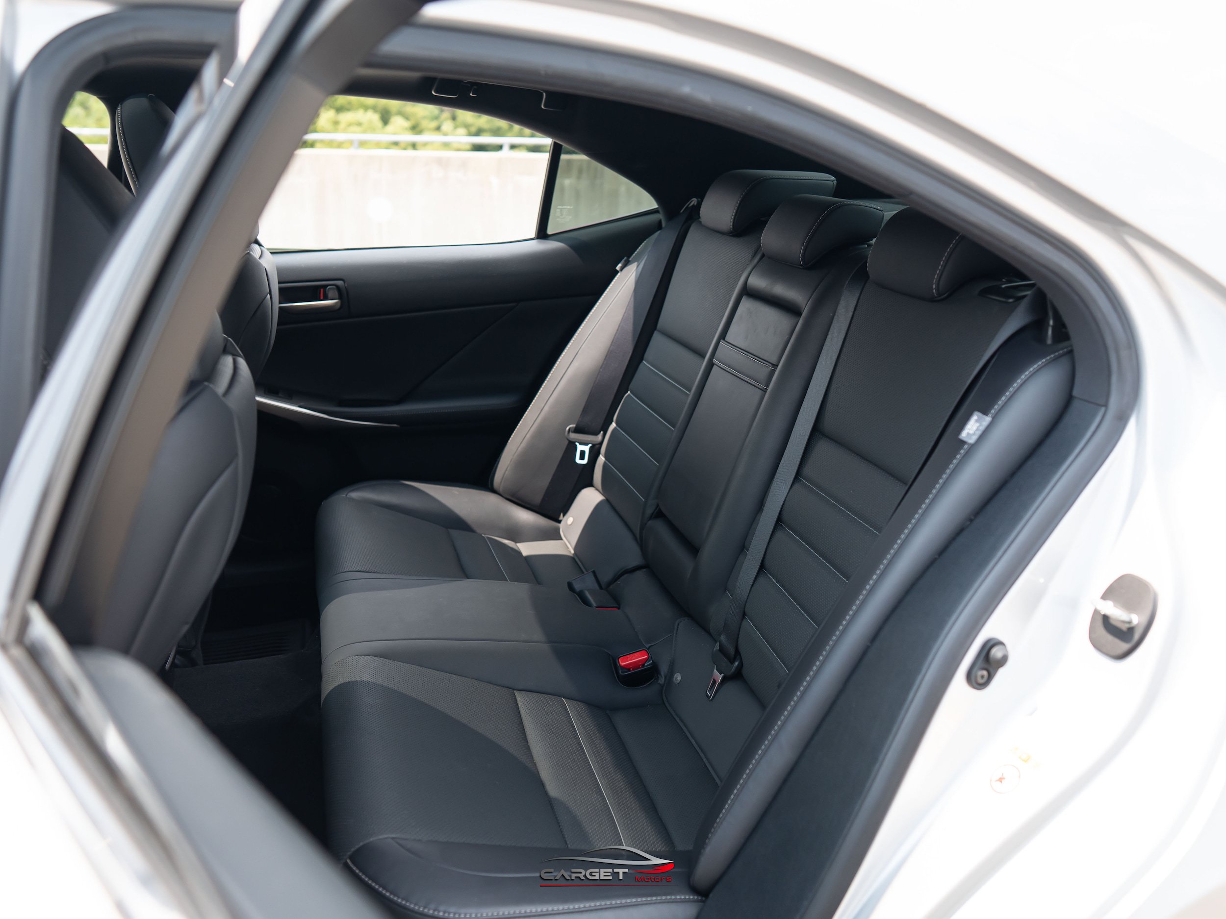 Used 2018 Lexus IS 300 F Sport w/ F Sport Package RWD image 20