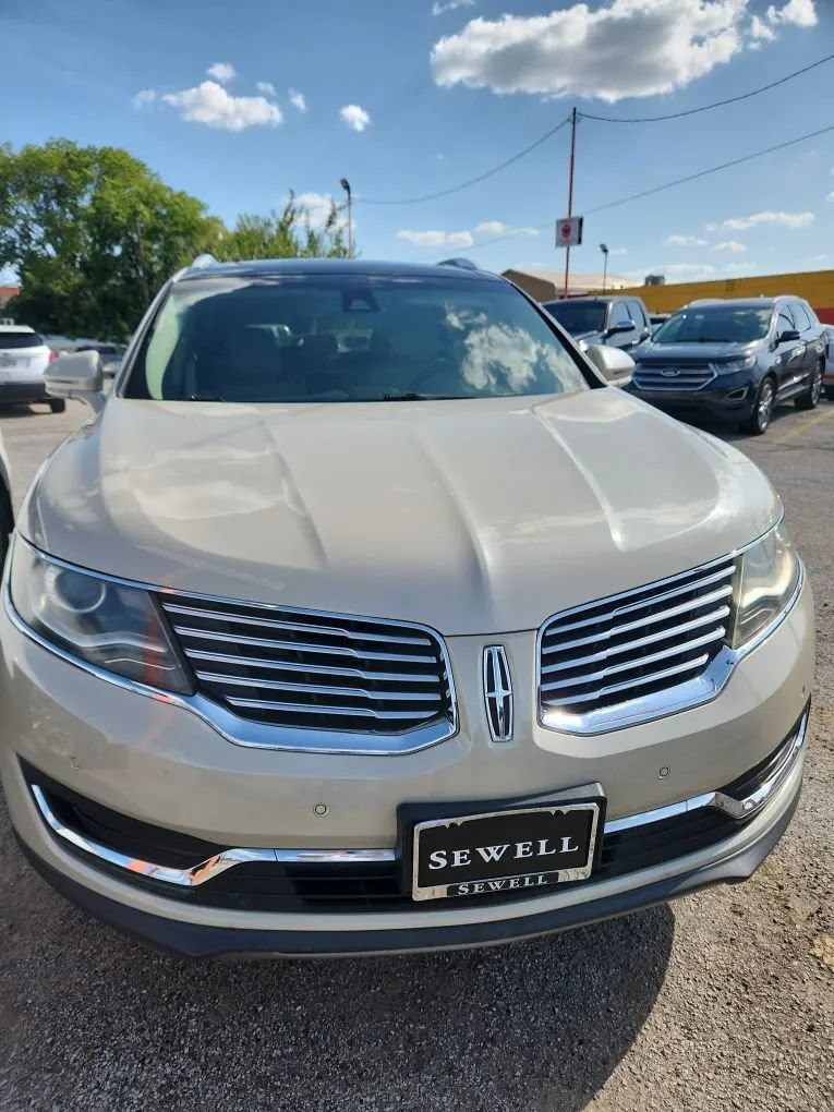 Used 2018 Lincoln MKX Reserve FWD image 3