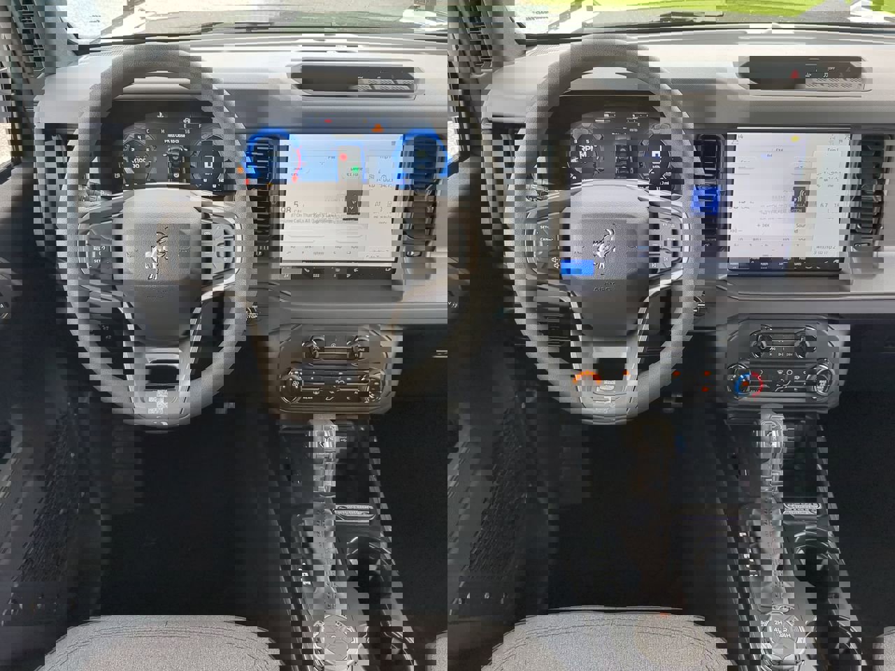 New 2025 Ford Bronco 4-Door image 14