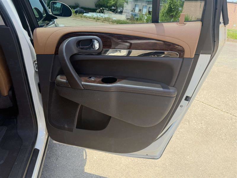 Used 2014 Buick Enclave Leather w/ Trailering Provision Package image 21